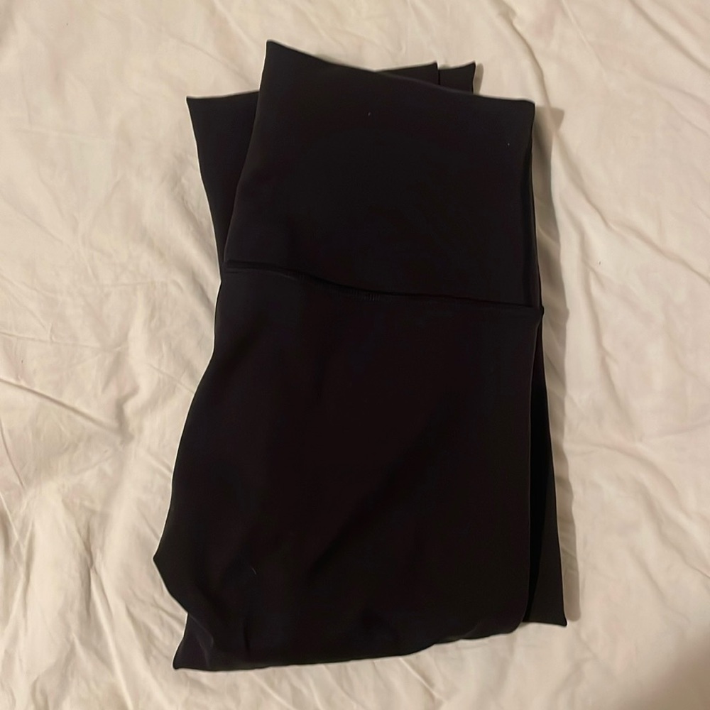 Lululemon Wunder Train High-Rise Tight 28”